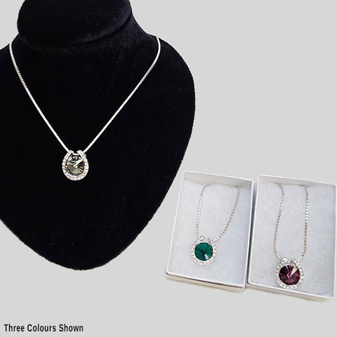 YUNIE HORSE SHOE PENDANT NECKLACE - #N120397M